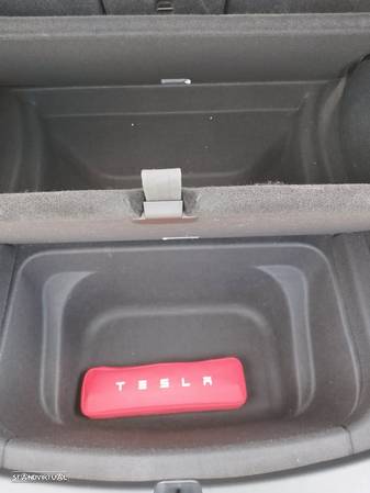 Tesla Model Y Long Range Tração Integral - 22