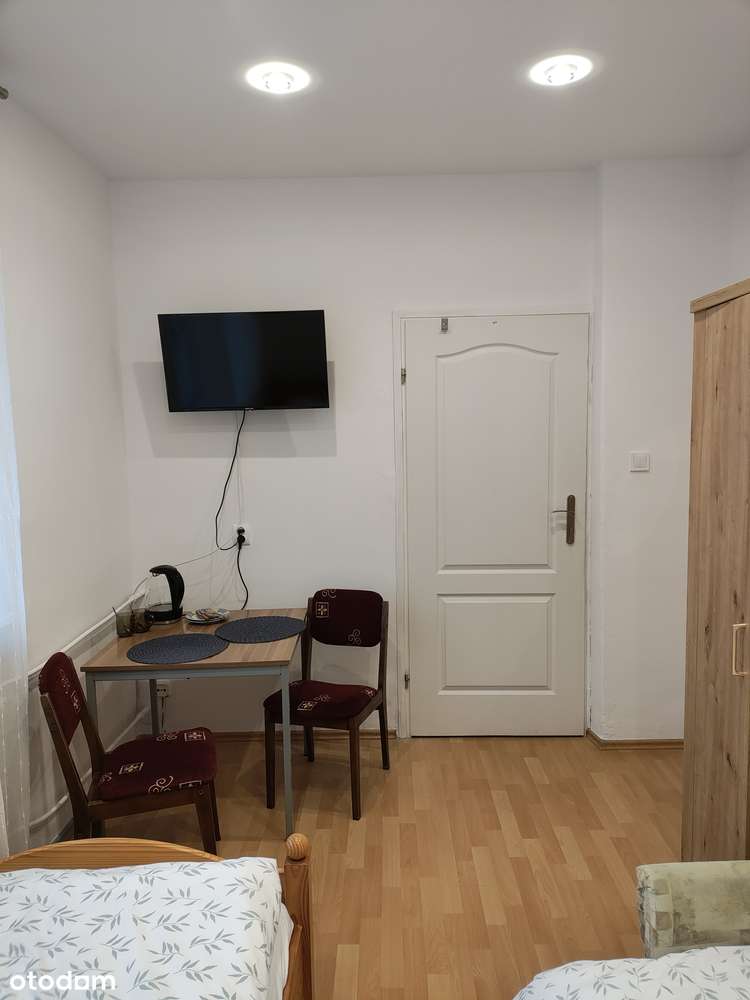 Atrakcyjny dom bliźniak przy parku!-5