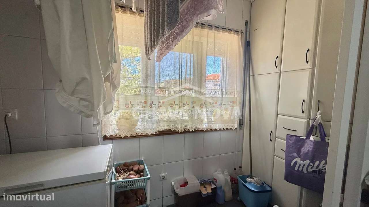 Apartamento T2 para venda em Seixezelo, Vila Nova de Gaia-8