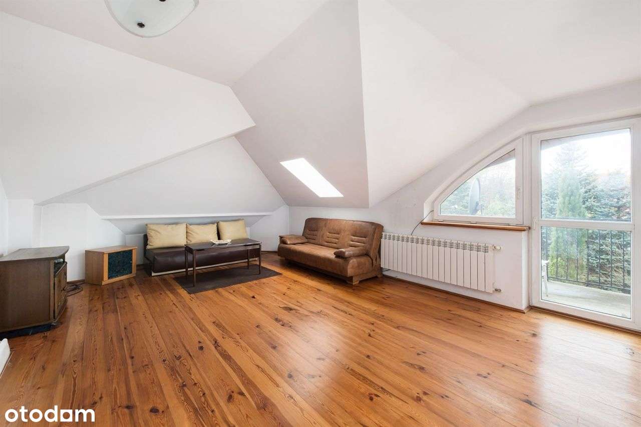 Urokliwy dom przy lesie-12