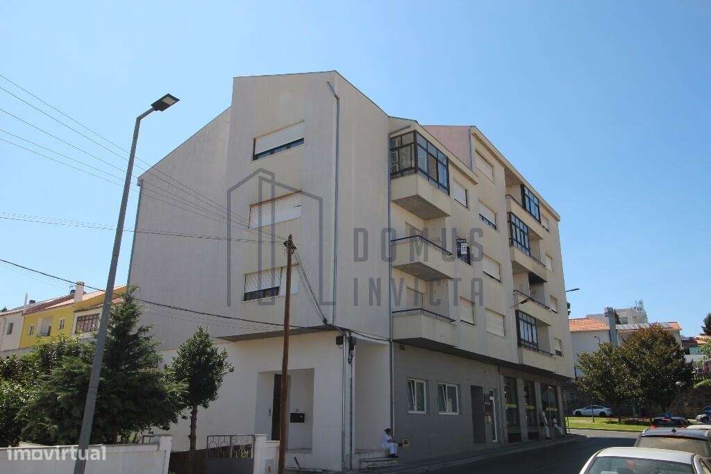 Apartamento T3 em plena Av Cidade de Zamora com vista do Castelo de Br-19
