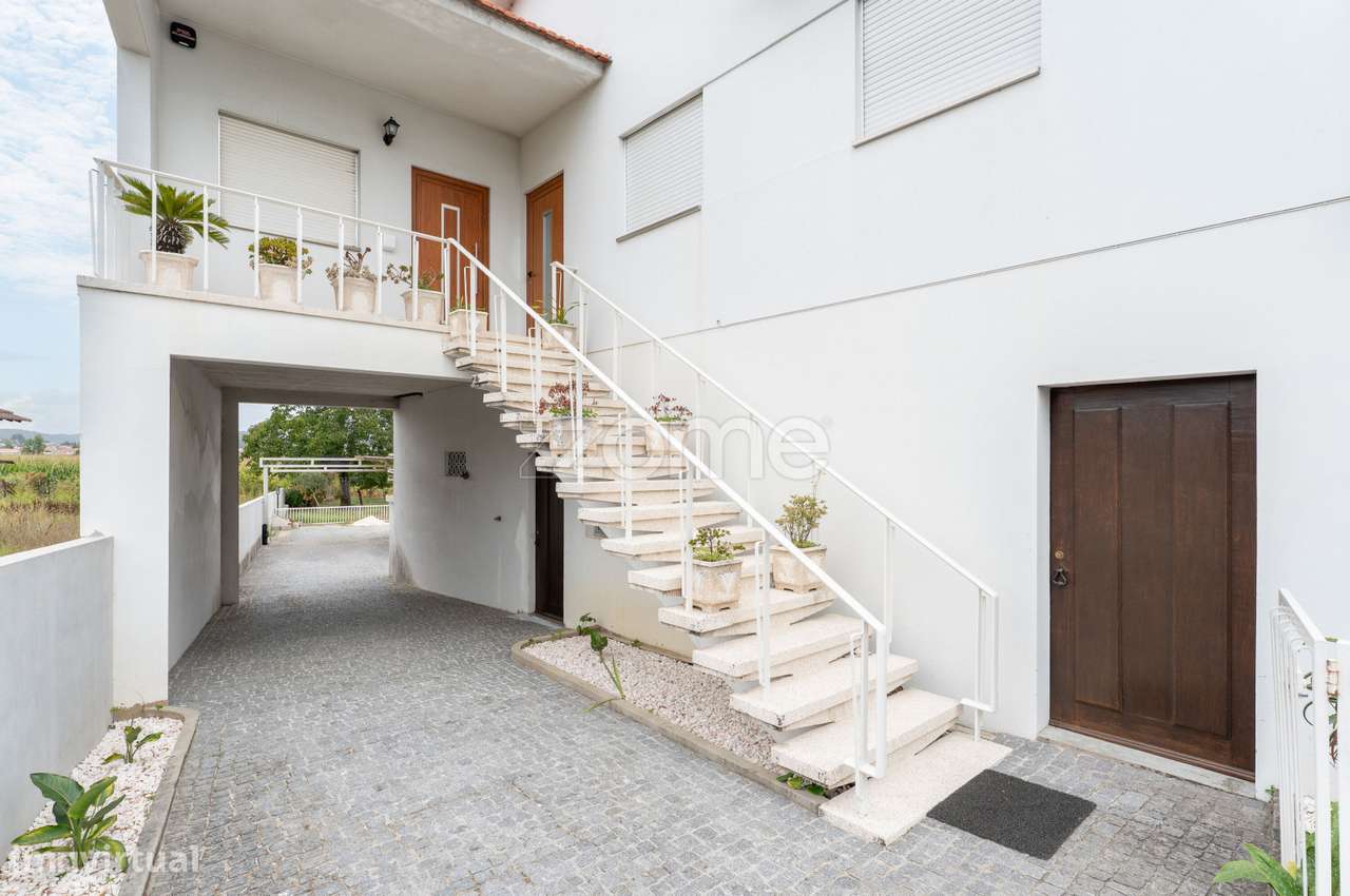 Moradia 2 pisos com terreno Viatodos Barcelos - Grande imagem: 4/60