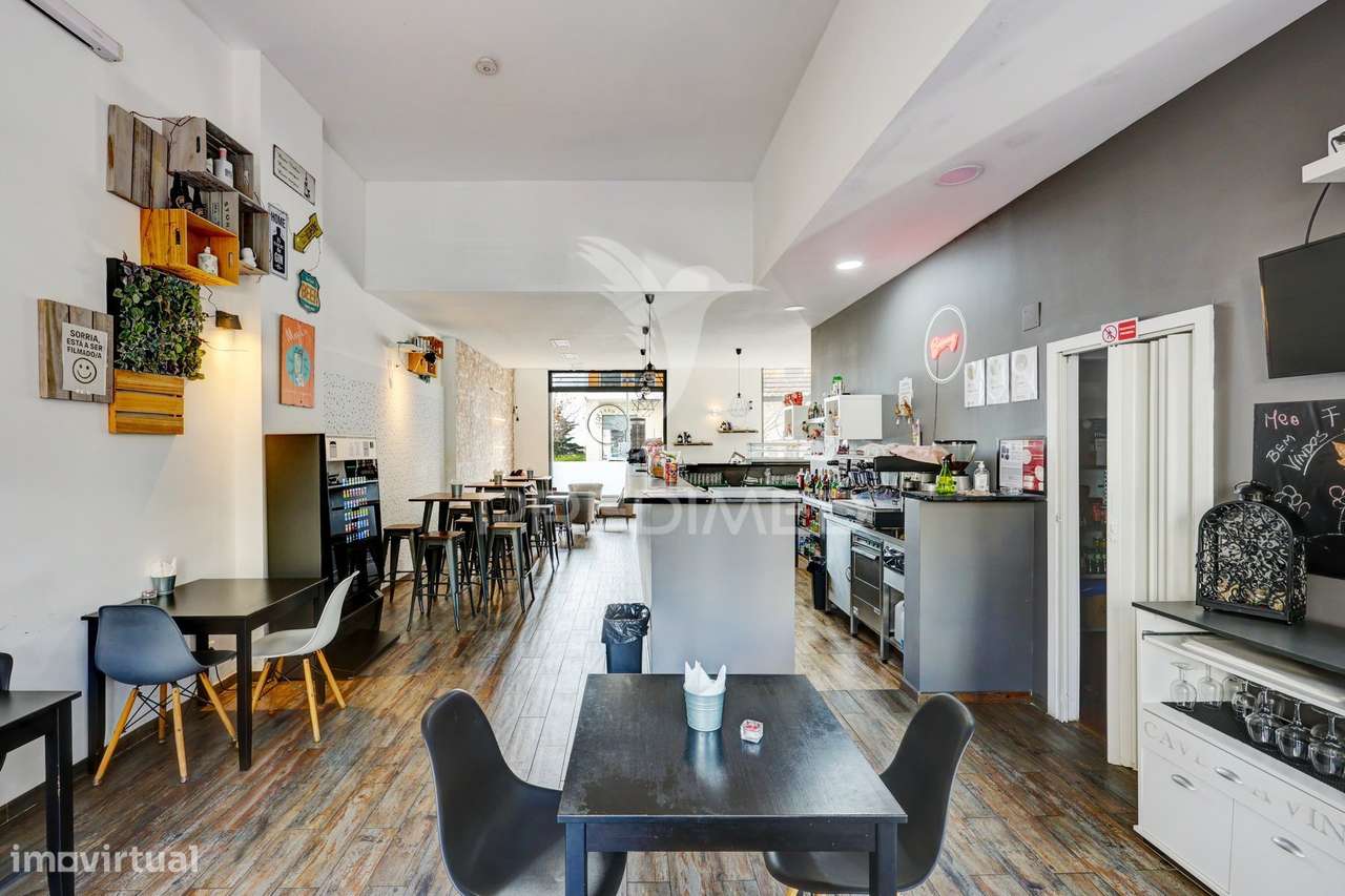 Espaço Comercial com Forte Potencial na Amadora | 104 m² + Esplanada - Grande imagem: 2/28