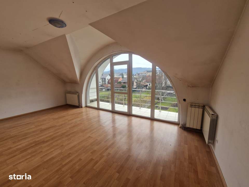 Spatiu de 1 camera, 25 mp.  zona Independentei - Imagine principală: 1/3