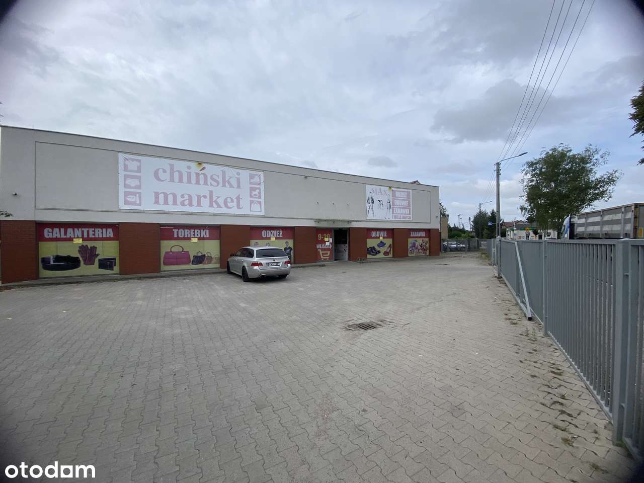 Budynek handlowy - Pełny obrazek: 3/3