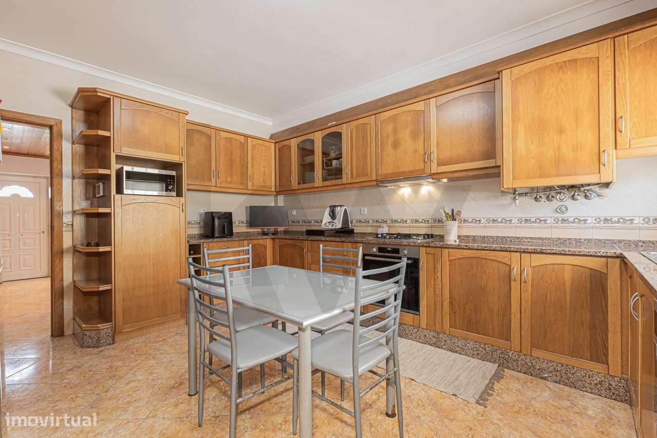 MORADIA T5 | BAIRRO DAS ARROTEIAS – CANEÇAS, ODIVELAS-17