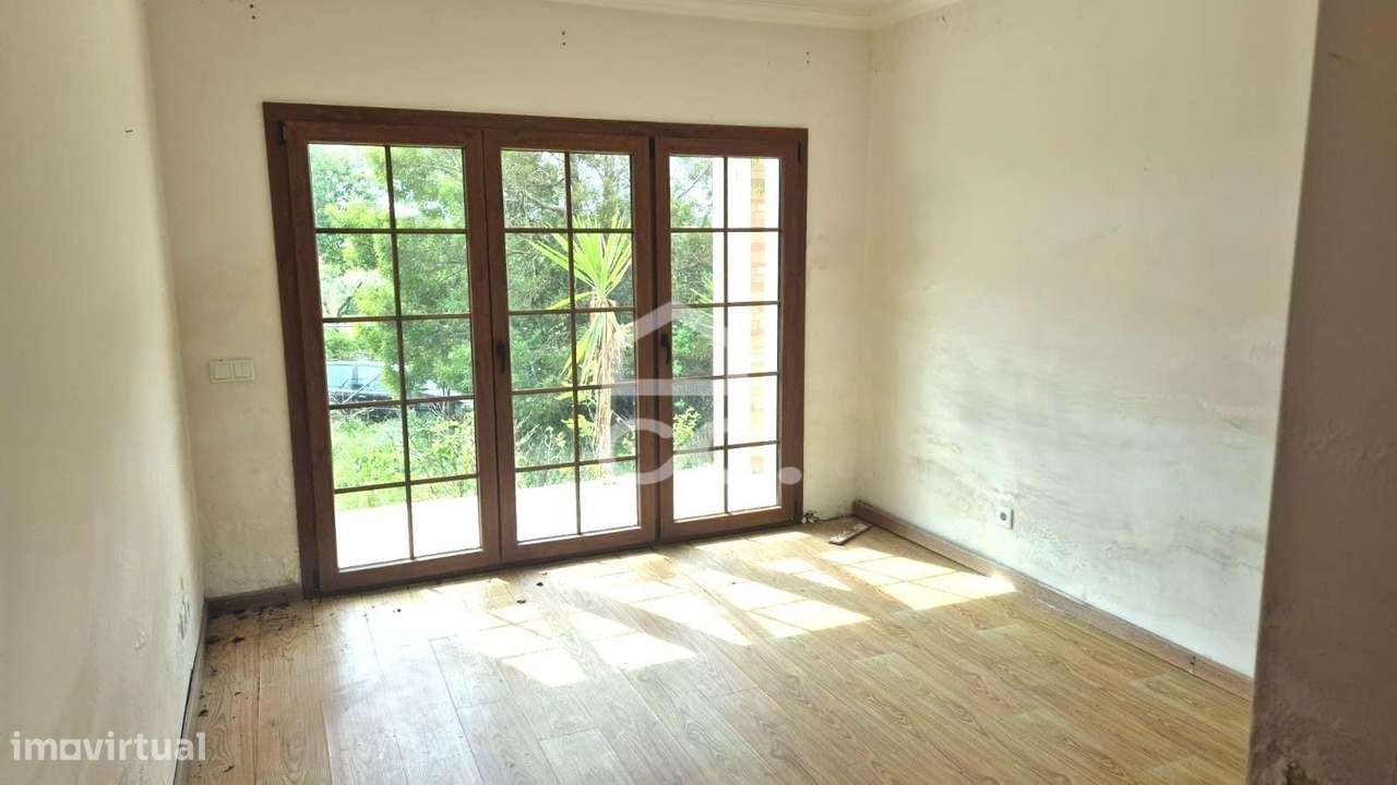 Moradia V3 para restauro-18