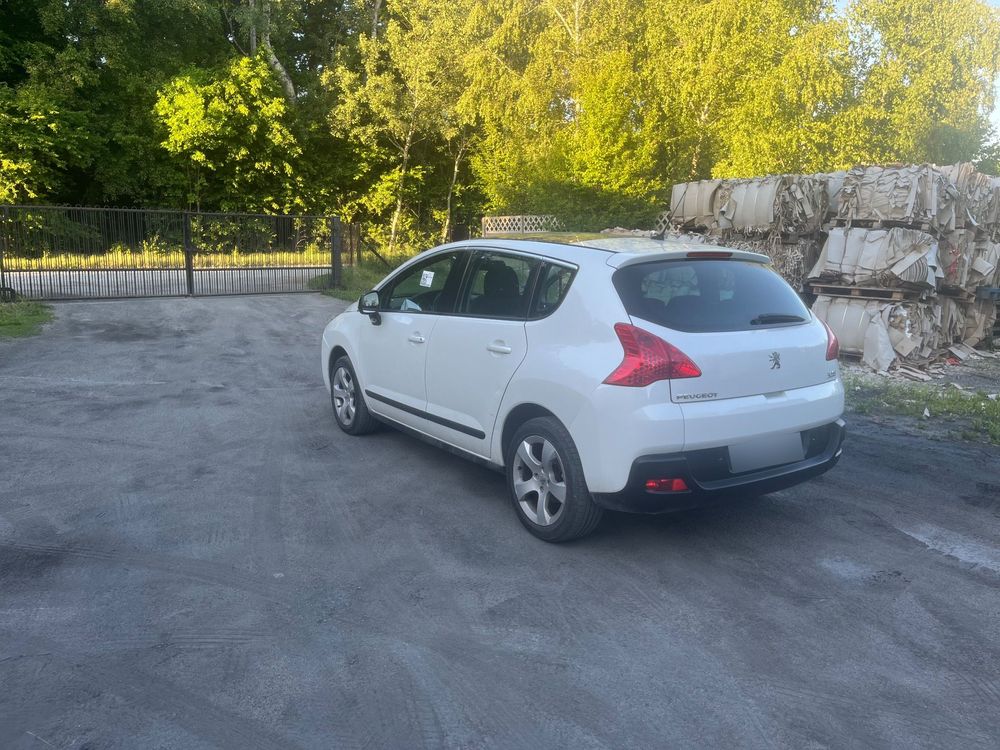 Peugeot 3008 I 2013
