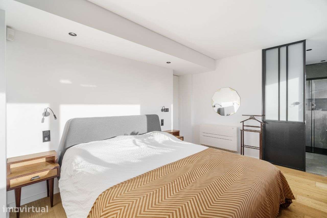 Moradia V3+1 totalmente renovada com vista mar-31