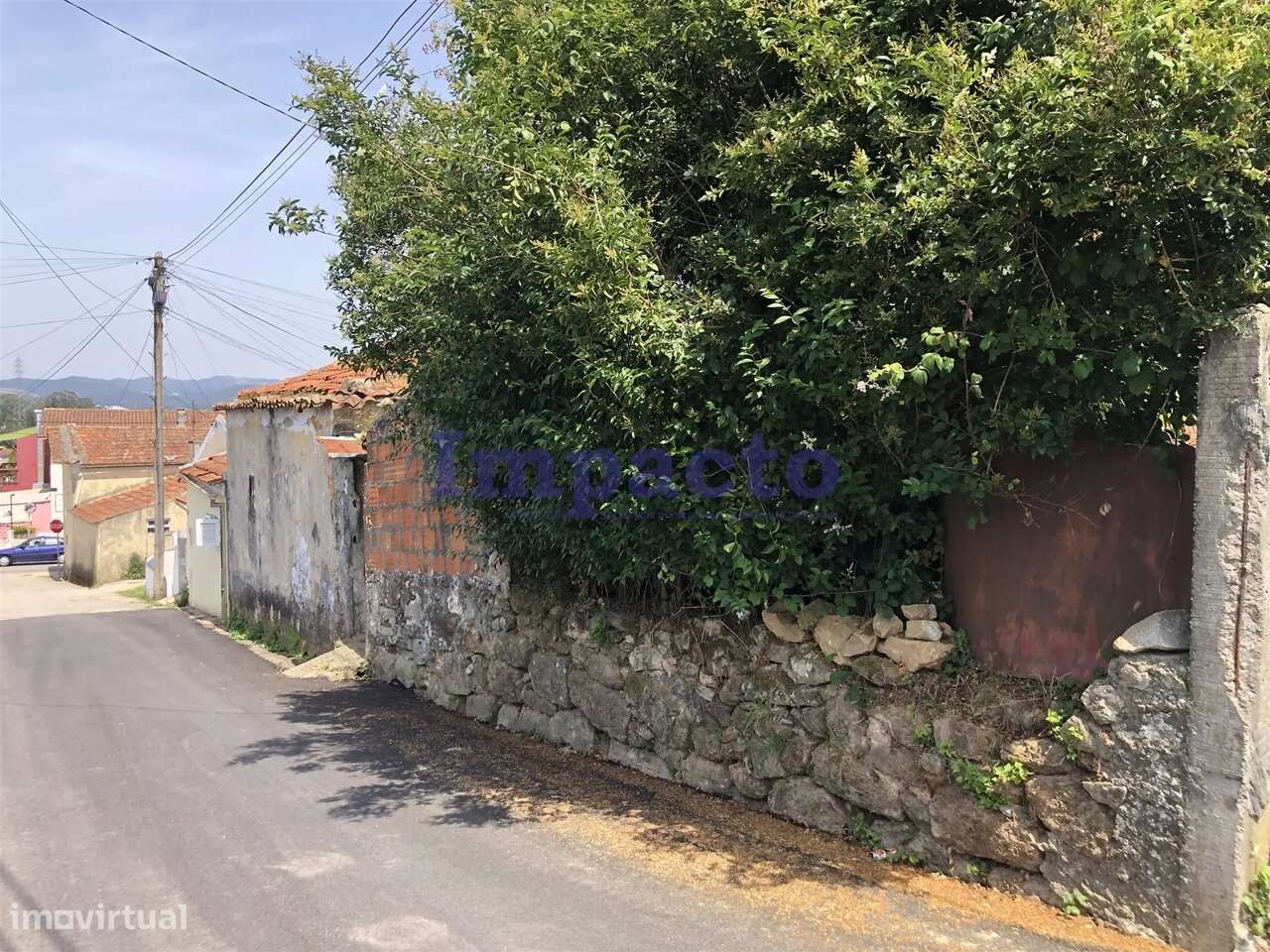 Moradia T1 para restaurar em Cucujães, Oliveira de Azeméis - Grande imagem: 2/7