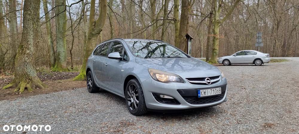 Opel Astra IV 1.4 T Active - 1