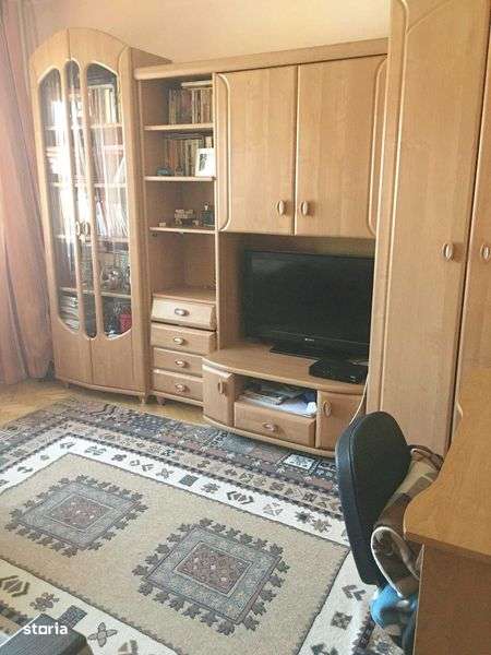 Vaslui, apartament 4 camere Piata Traian, 105 mp, 2 bai, comision 0 - Imagine principală: 4/6