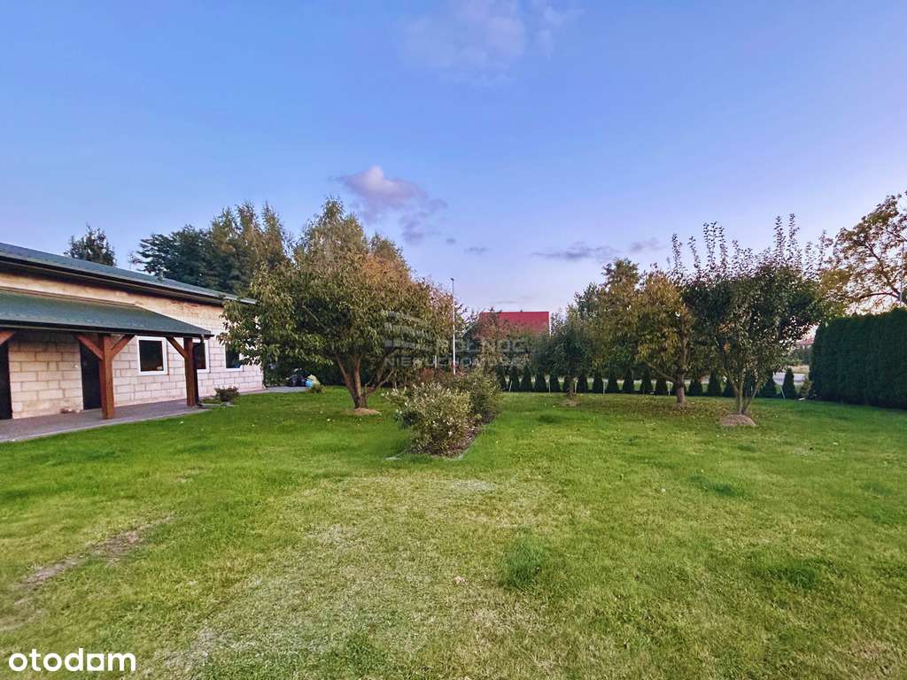 Funkcjonalny dom z ogrodem-Łaszczów - Pełny obrazek: 4/14