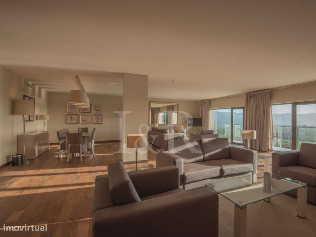 Apartamento T3 com varanda no Vila Galé Sintra - Grande imagem: 4/38