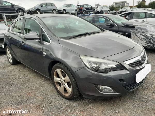 Haion Opel Astra J 2010 HATCHBACK 1.7 CDTI DTJ - 2