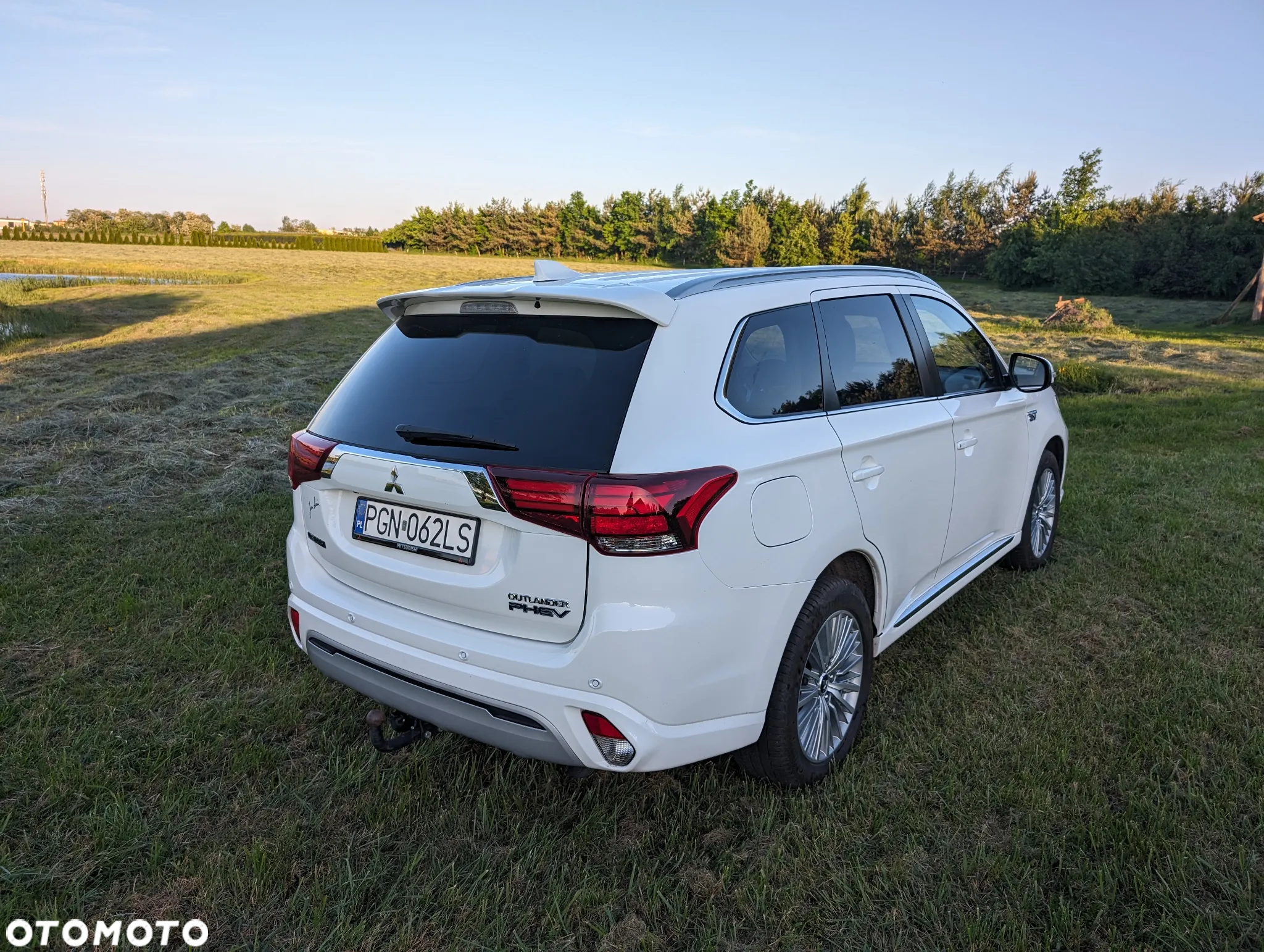 Mitsubishi Outlander 2.4 4WD Plug-In Hybrid Diamant+ - 5