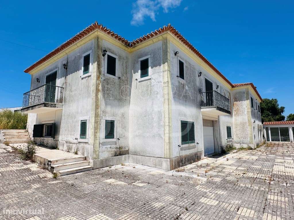 Moradia T5 com Garagem e Terreno Amplo - Quinta do Pinheirinho, San...-49