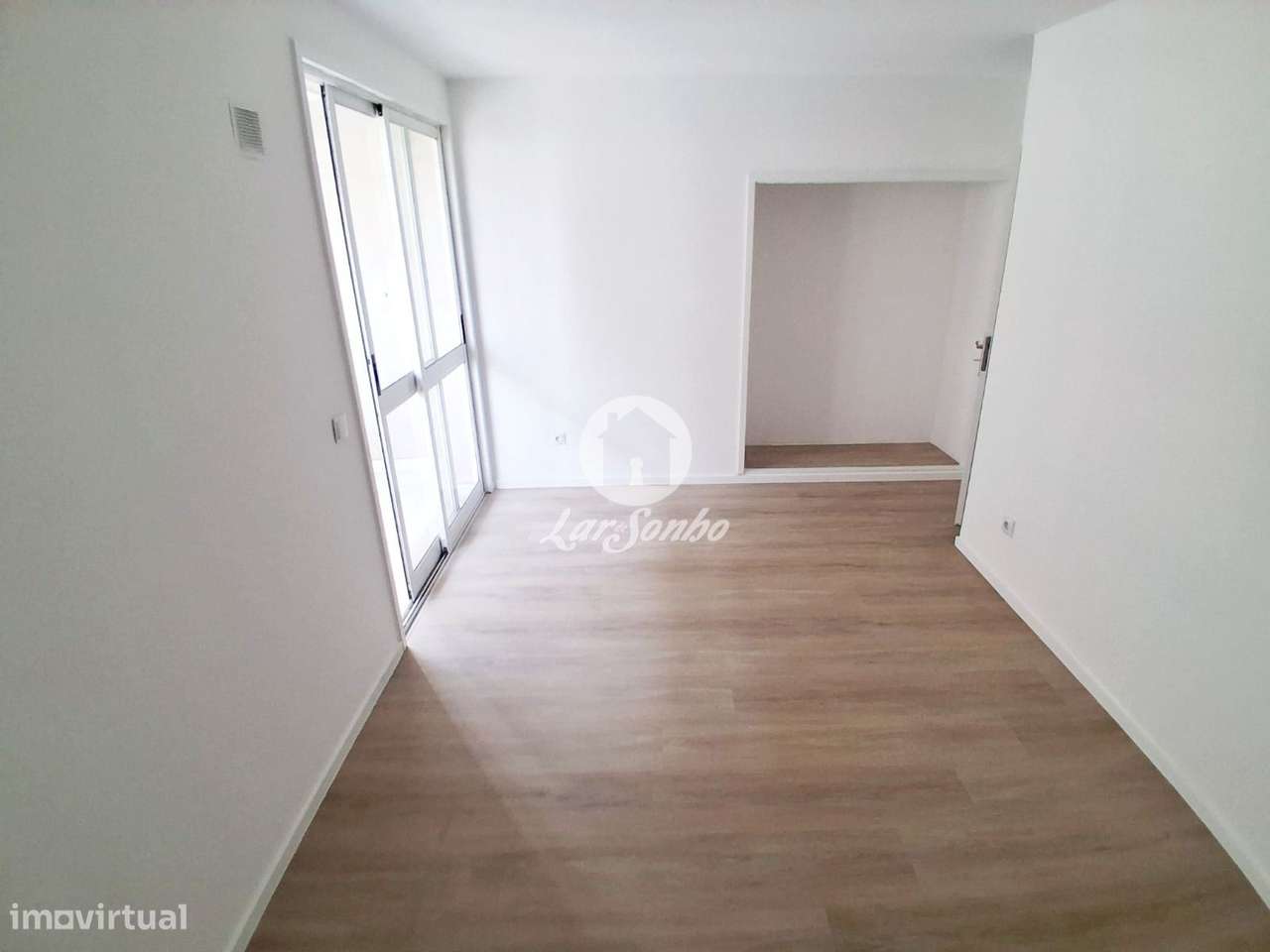 APARTAMENTO T3 REMODELADO - BAGUIM DO MONTE-10