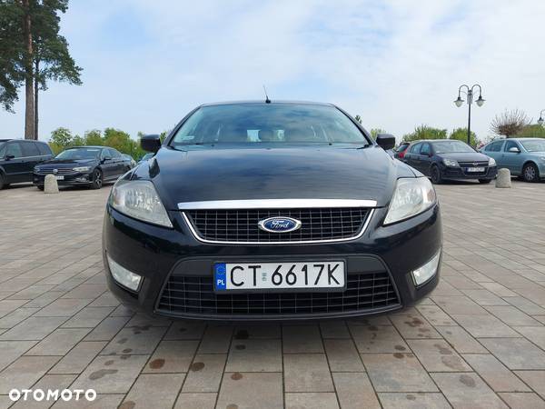 Ford Mondeo 1.6 Ambiente - 2