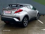 Toyota C-HR Hybrid - 4