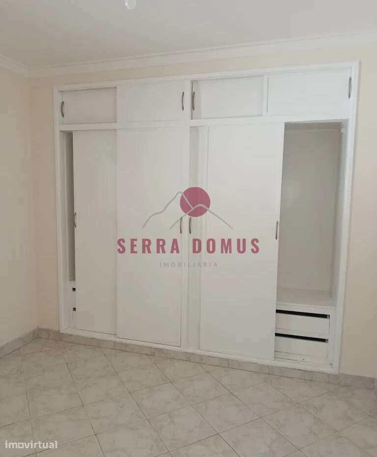 Apartamento T1  junto ao mar - Praia do Magoito com lugar de estaci...-12