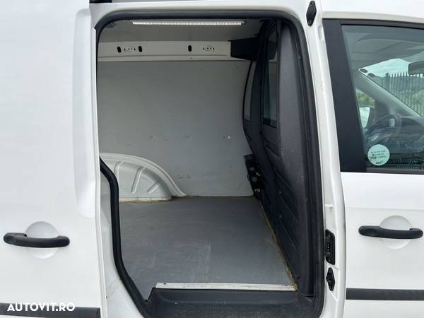 Volkswagen Caddy 2.0 TDI DSG - 11