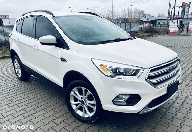 Ford Escape 2.0 EcoBoost AWD Titanium - 21