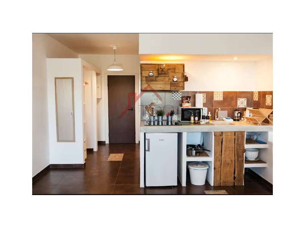 Apartamento T1 Remodelado com elevador em Quarteira, Loulé.-12