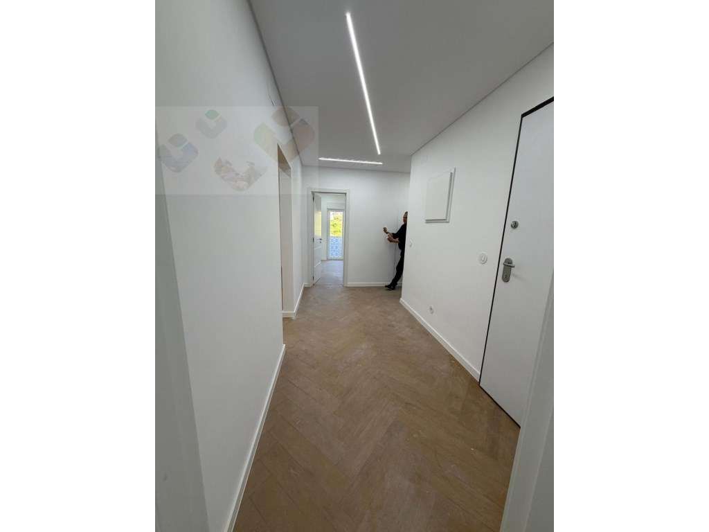 Apartamento T3 Venda Amadora-35