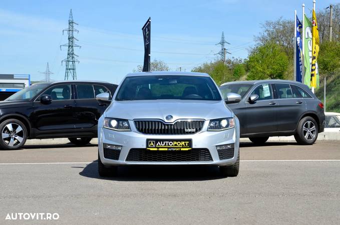 Skoda Octavia 2.0 TDI RS - 9