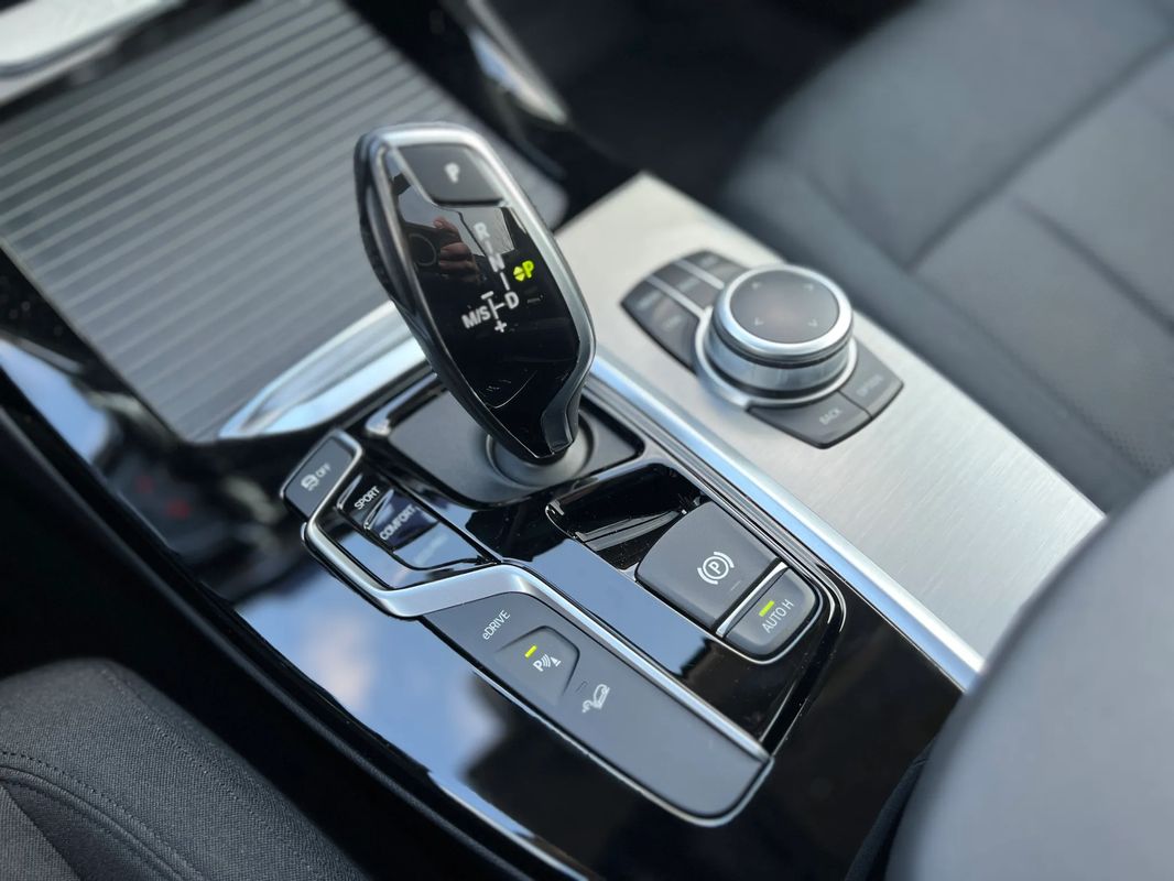BMW X3 xDrive30e AT PHEV - 18