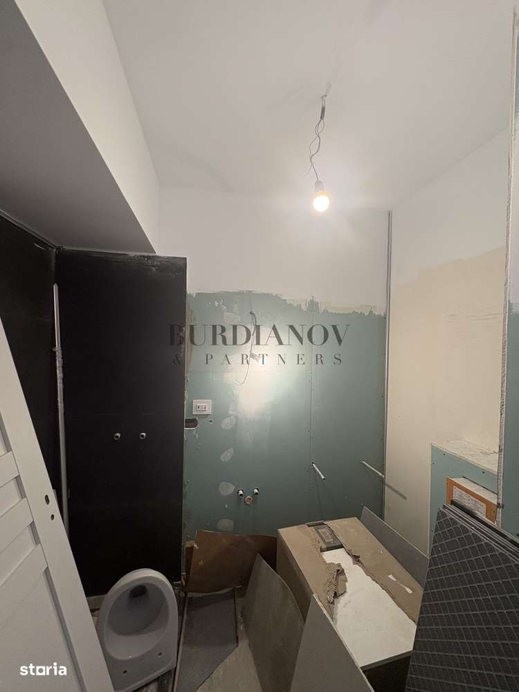 Apartament cu 3 camere - două băi - Etalon Lacul Morii - Vedere Lac-12
