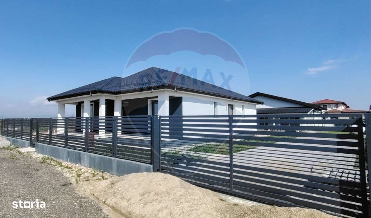 Casă cu 4 camere Greenfield Residence-0