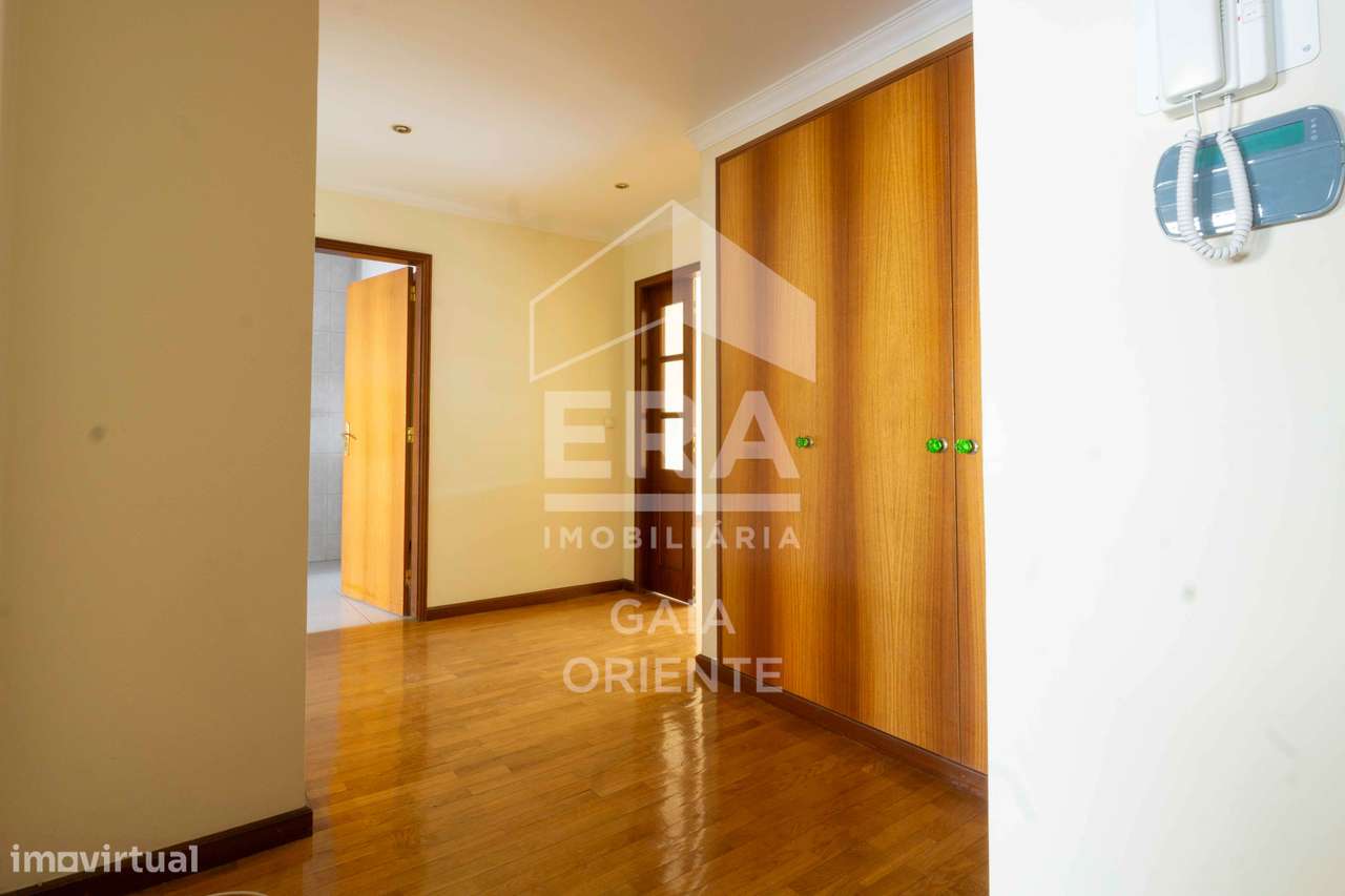 T3 com Garagem junto à Praia de Matosinhos-7