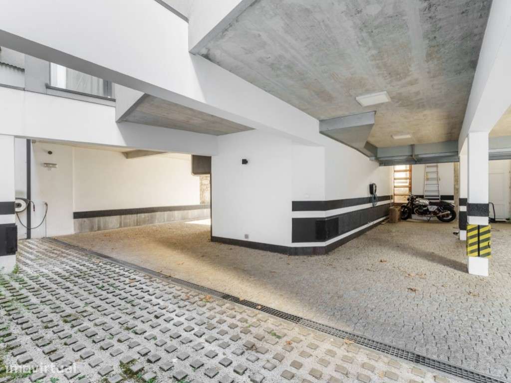 Apartamento T3 de luxo no Centro Histórico de Braga-55