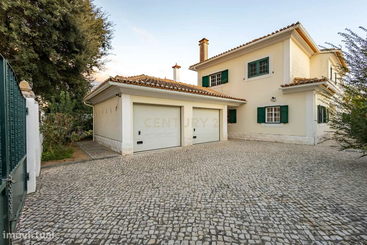 Espaço, conforto e qualidade — Moradia T4 no Vale da Rosa-26