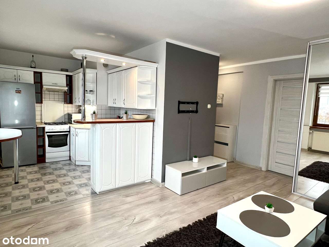 Przytulne 2 pokoje w centrum miasta, 40m2, os. Tysiąclecia!-2