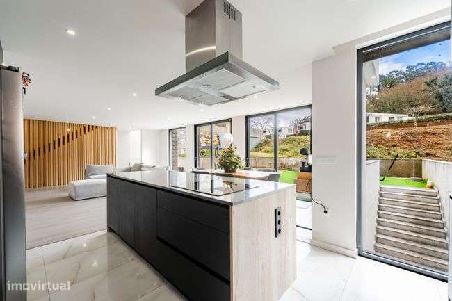 MORADIA GEMINADA T4+1, 4 Suites em PALMEIRA, BRAGA-7
