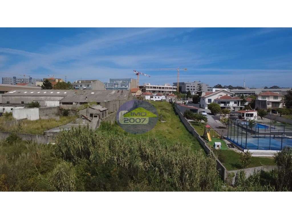 Terreno na Madalena com vista mar e elevado potencial construtivo-10