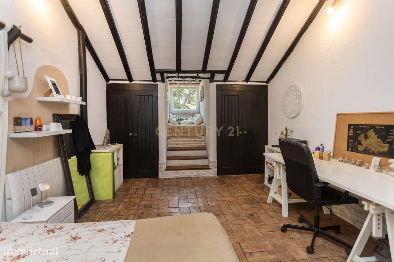 Vila de Prestígio T7+2 com 5.000 m² de Privacidade na Verdizela-31