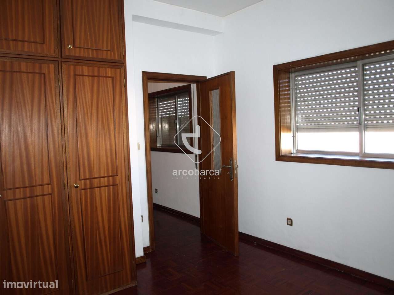 Moradia T4 Circunvalação Hospital S. João - Porto-10