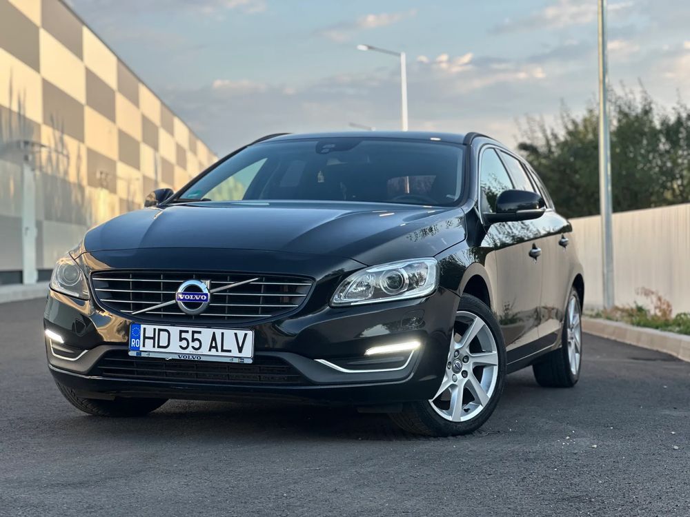 Volvo V60 D3 Geartronic Momentum 2016