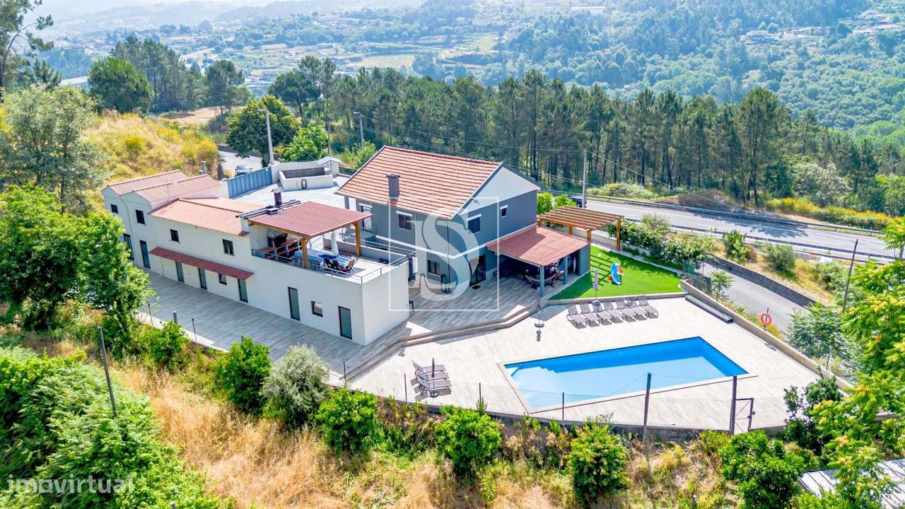 MORADIA T10 - Parque Aquático, Fregim - Amarante-0