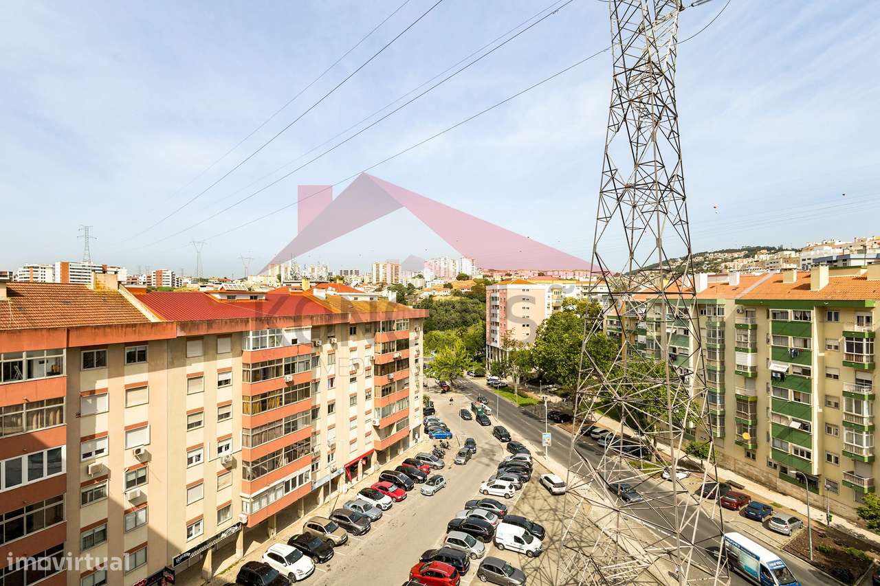 "Excelente T2 com Áreas Generosas em Odivelas"-24