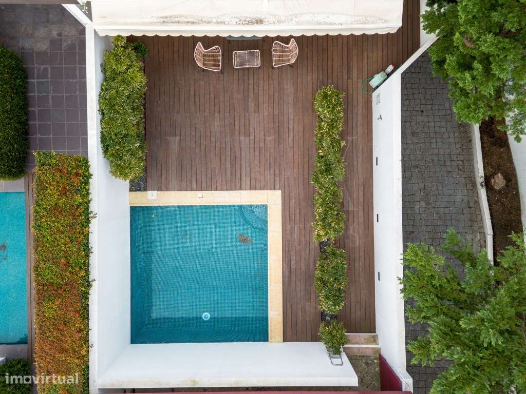 MORADIA T4 COM PISCINA E VISTA PARA O GOLF NO ESTORIL-28