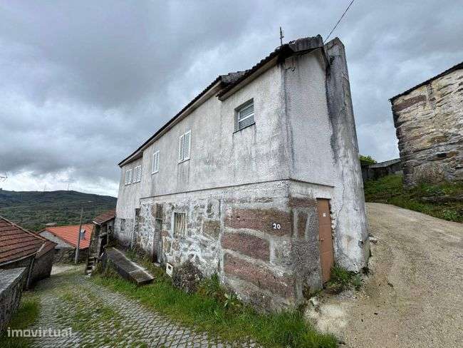 Moradia T3 - Cambeses do Rio - Montalegre,-9