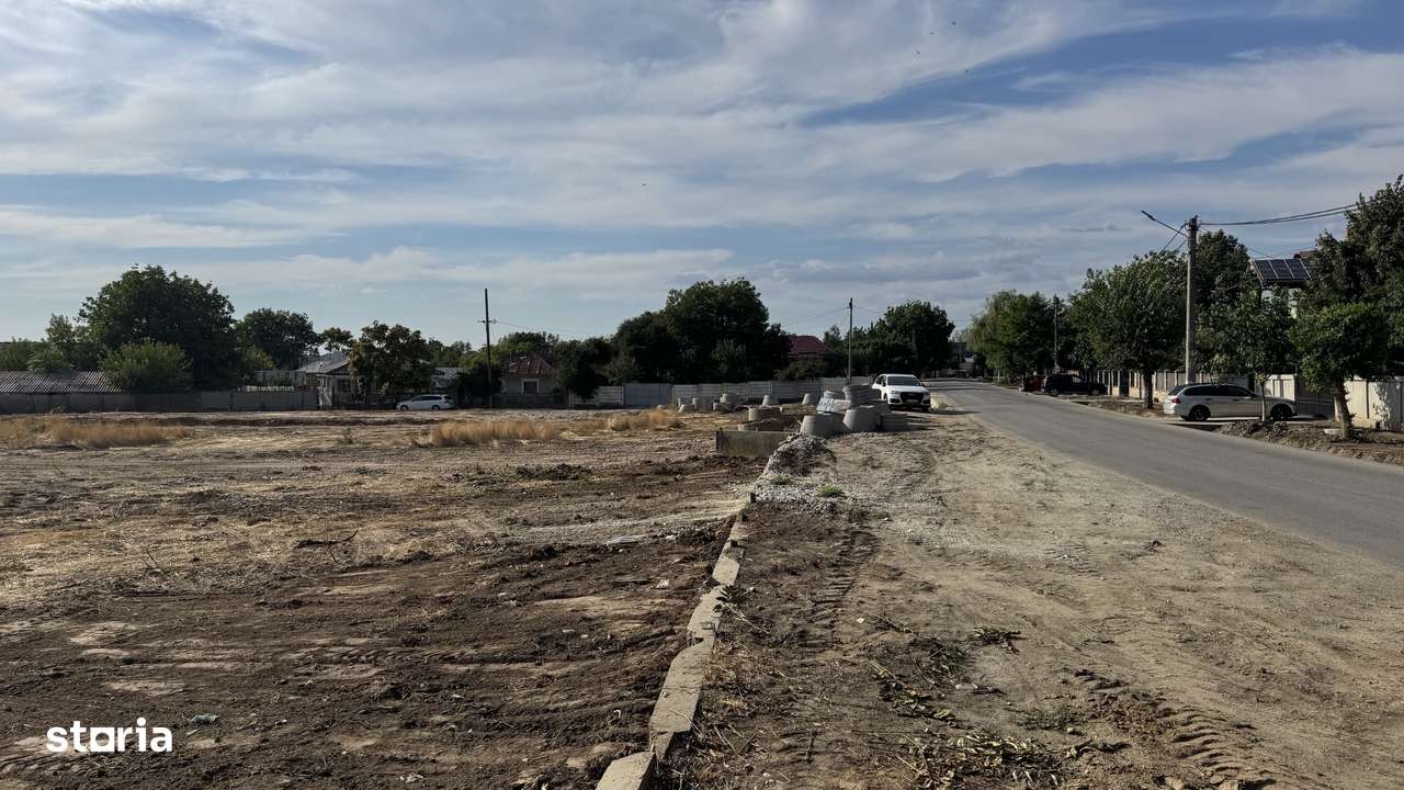 Teren Draganesti-Olt la soseaua principala N Titulescu-5