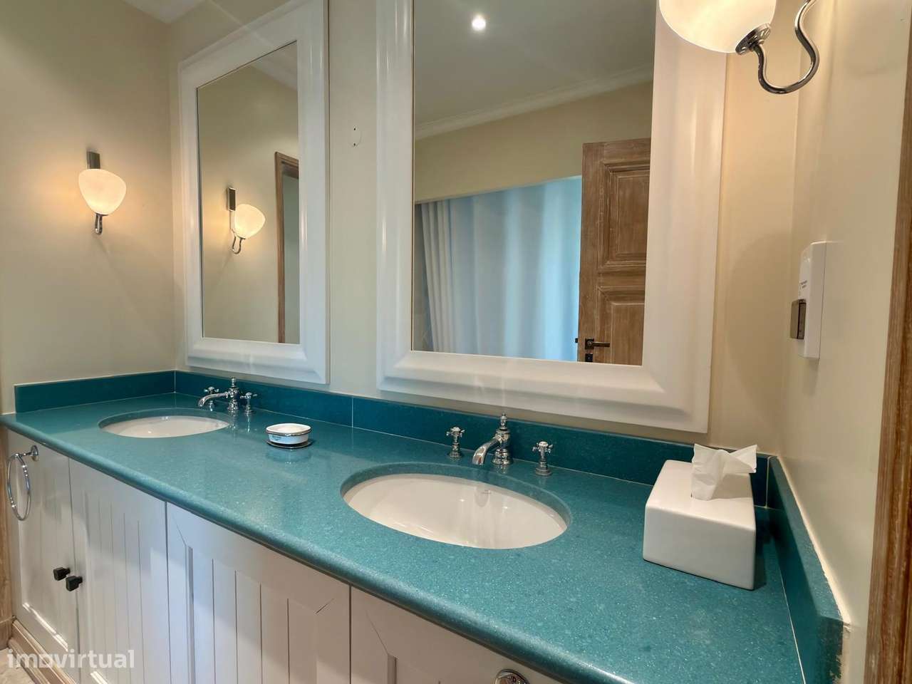 Moradia de Luxo com Piscina Privada na Quinta Patino, Estoril-33