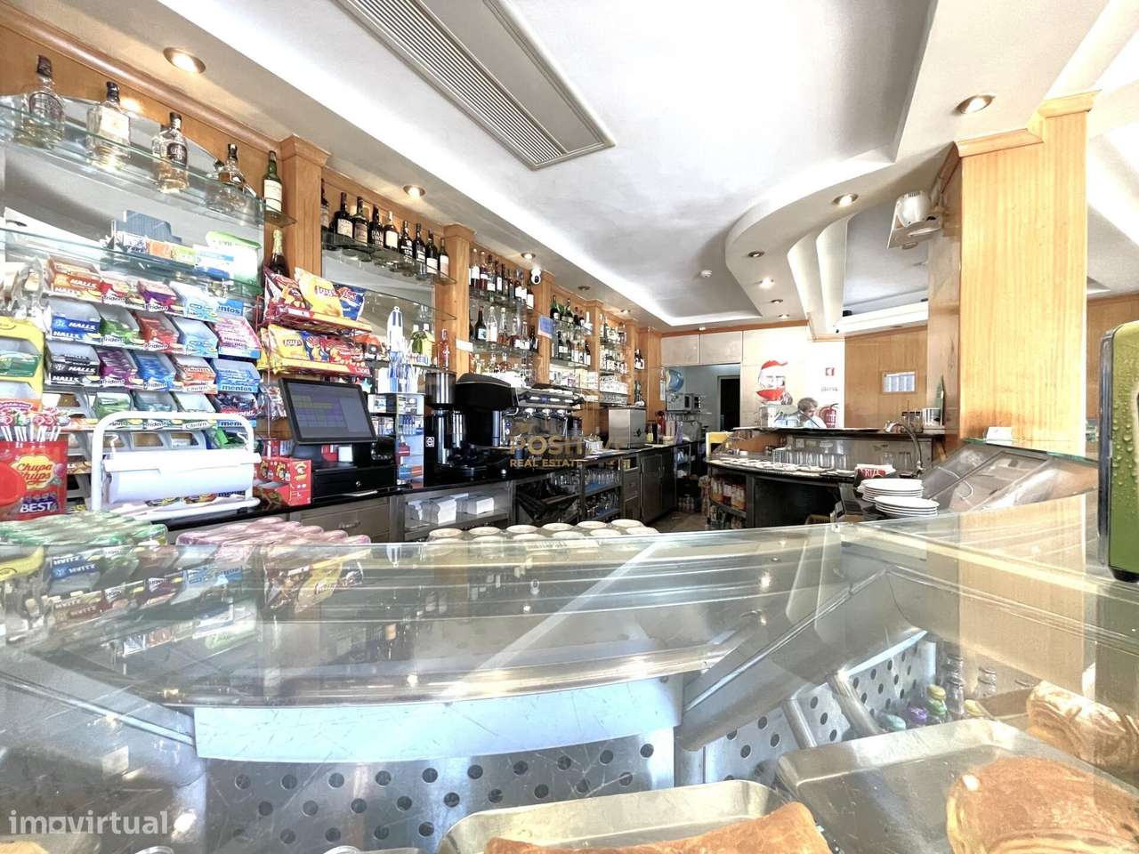 Loja com Café/Pastelaria em Funcionamento junto ao Pingo Doce — Quinta-14