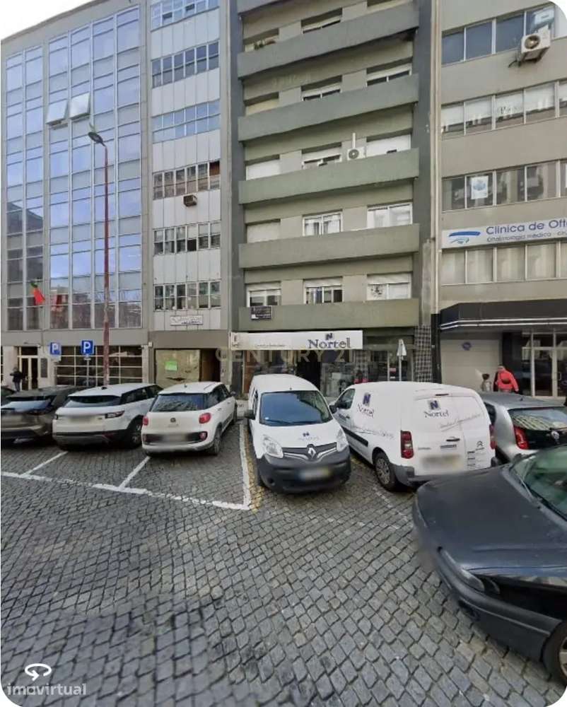 T0 Mobilado no Coração do Porto – Rua do Bolhão-8